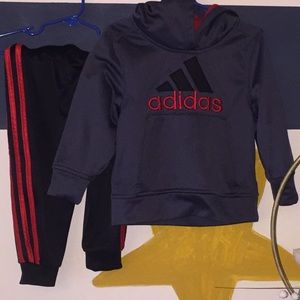 Adidas 3t boys suite